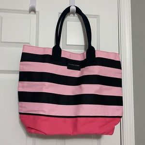 VICTORIA’S SECRET BAG